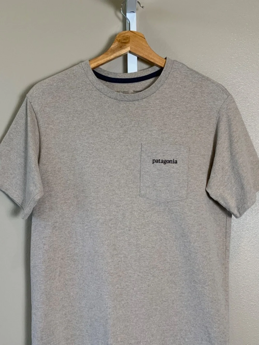 Patagonia Line Logo Ridge Pocket Responsibili Tee Short Sleeve T-Shirt